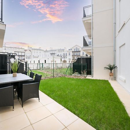 Apartament Columbus Garden By Plaza Serris Zewnętrze zdjęcie
